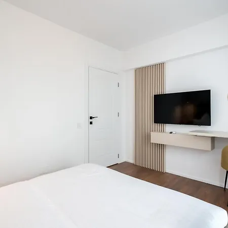 Obsidian Luxury 3 Bedroom Appartement *