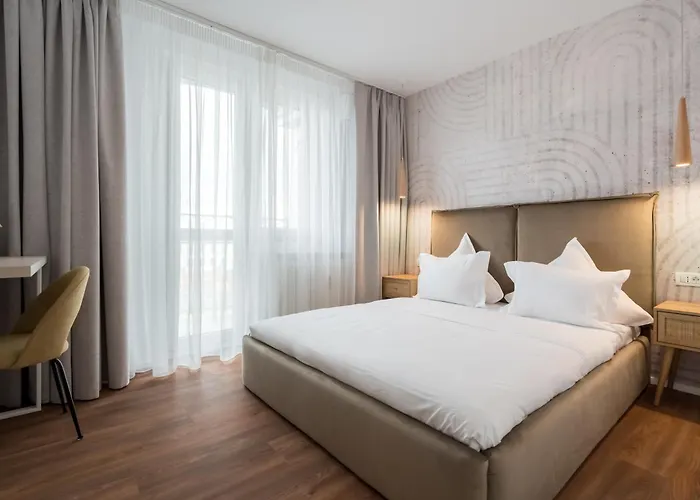 Апартаменти Obsidian Luxury 3 Bedroom