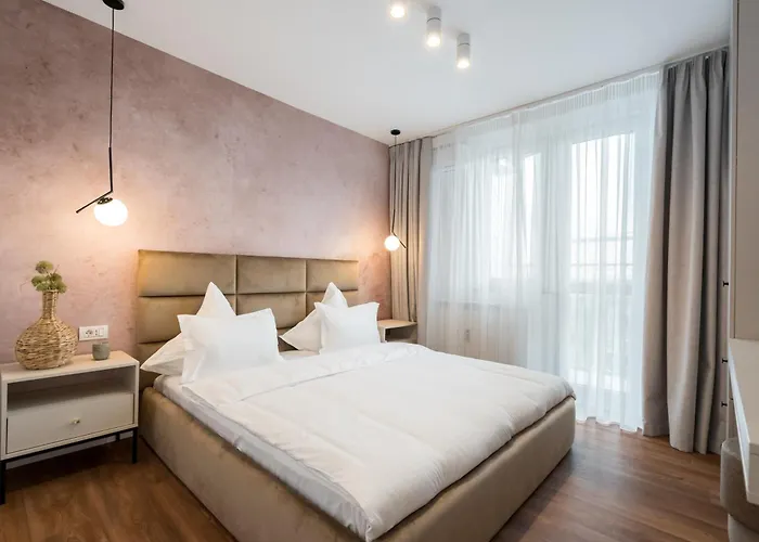 Obsidian Luxury 3 Bedroom *